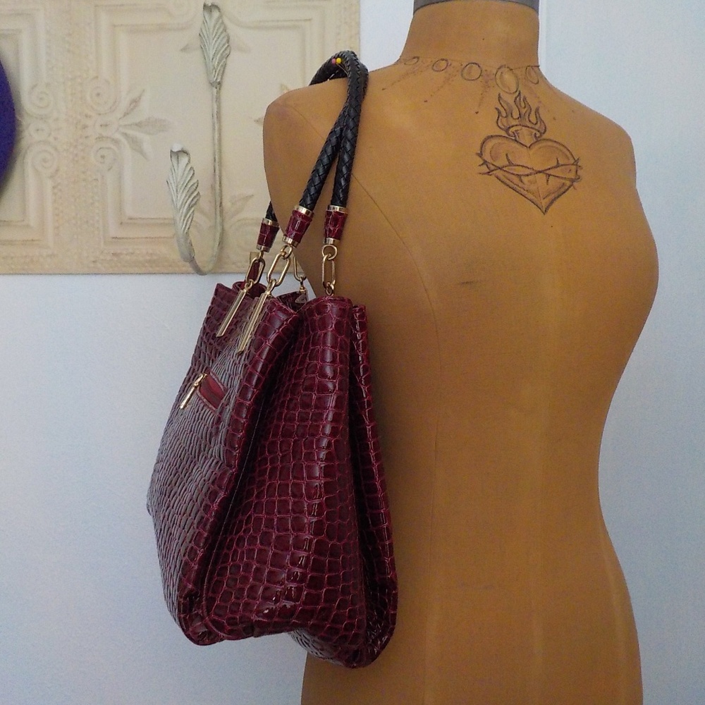 Red/Wine Pebble Texture 3 Section Shoulder Bag - Picture 4 of 11